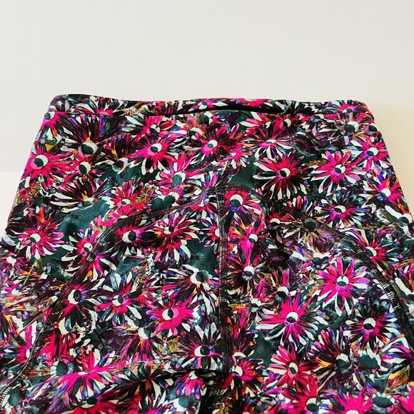 LULULEMON ATHLETICA Multi Floral Electric Swift Speed HR Tight 28" Leggings- US4 - Picture 4 of 9